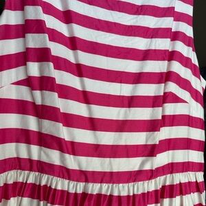 Lilly Pulitzer: pink stripped dress with pockets
